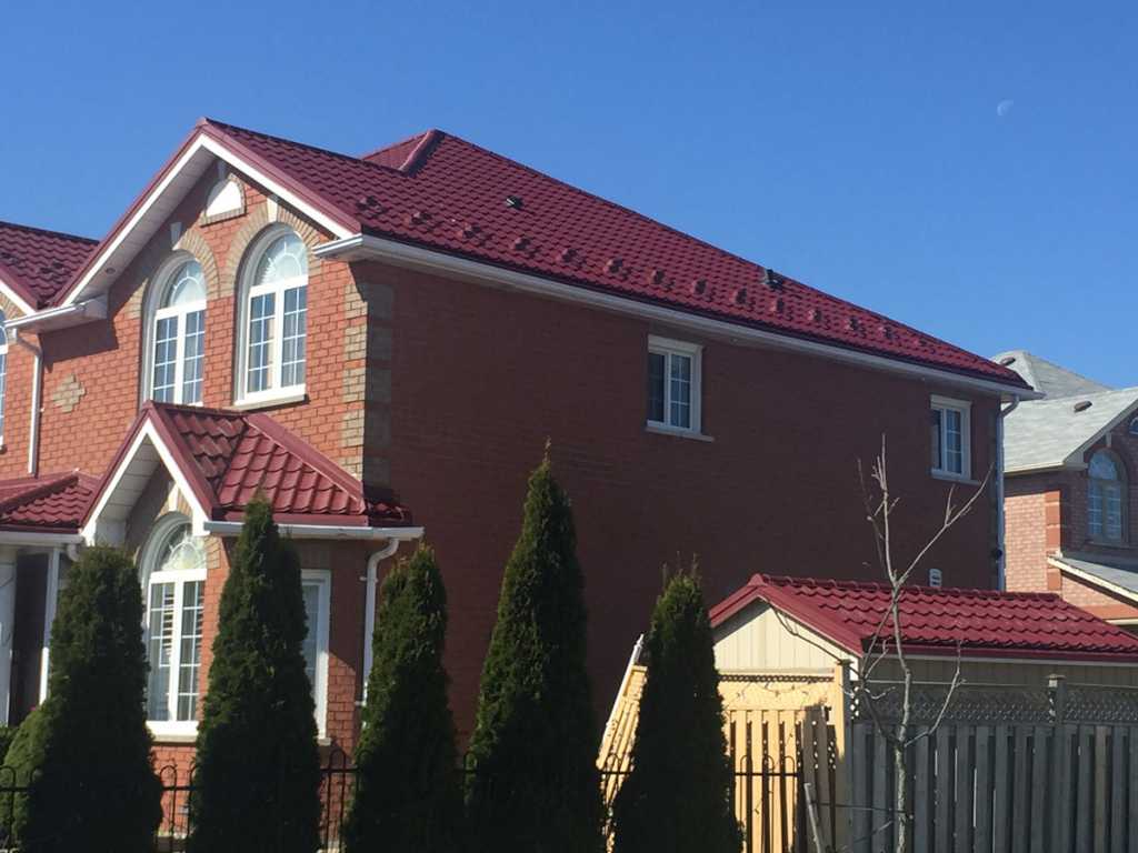 Wine red steel roofing